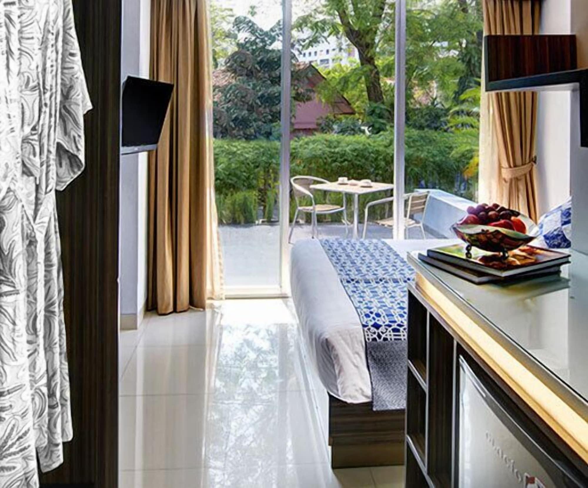 Sampit Residence Managed By Flat06 Jakarta Luaran gambar