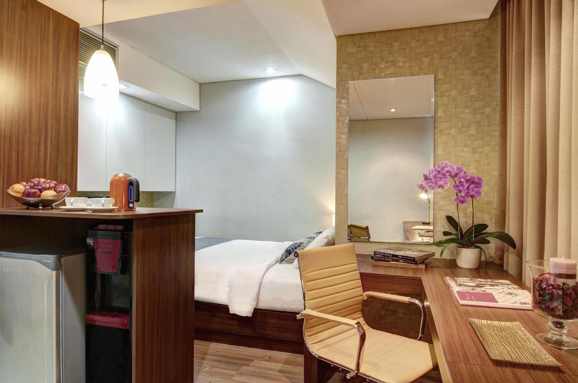 Sampit Residence Managed By Flat06 Jakarta Luaran gambar